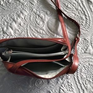 HOBO Bags - Hobo international brown leather Crossbody HOBO Bags - Hobo international brown leather Crossbody